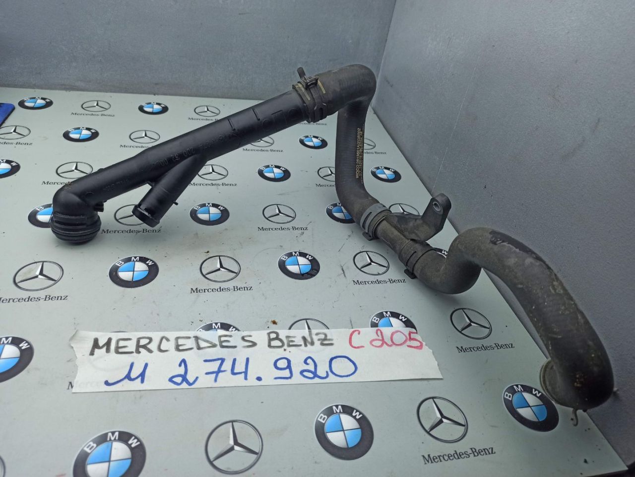 патрубок (трубопровод, шланг) Mercedes-Benz C-Класс W205/S205/C205 2015, 2.0 л., M 274.920, бензин, A2742003200 - фото №1