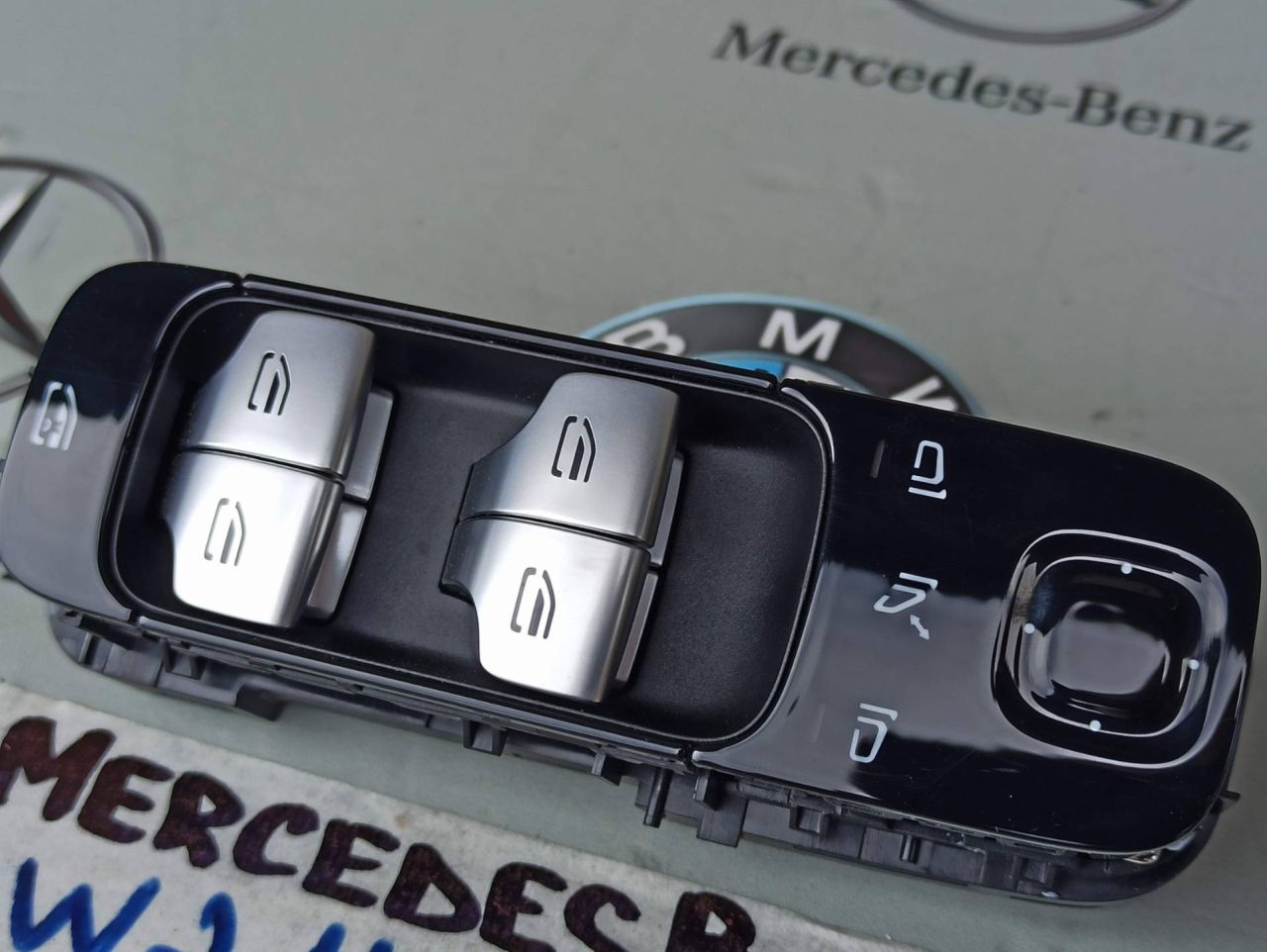 блок управления стеклоподъемниками Mercedes-Benz E-Класс W214 2025, 2.0 л., дизель, A2069008815, A2069016907, A2239022422 - фото №1