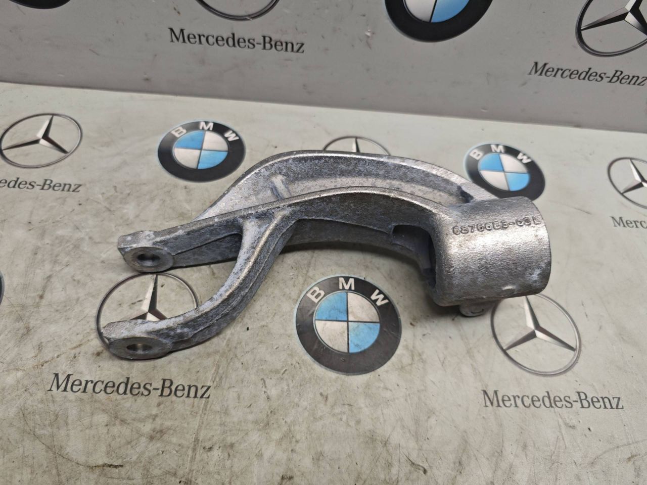 вилка амортизатора BMW 2025, 3.0 л., бензин, 6876683 - фото №1