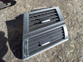 дефлектор обдува салона BMW X5 E70 2009, 3.0 л., дизель, АКПП, внедорожник 5 дв., 7161804