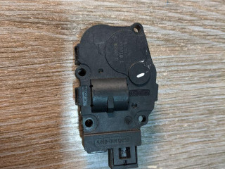 моторчик заслонки печки Mercedes-Benz M-Класс W164 [рестайлинг] 2010, 3.0 л., OM 642.820, дизель, АКПП, серебристый, внедорожник 5 дв., правый руль, 929888G, EFB336