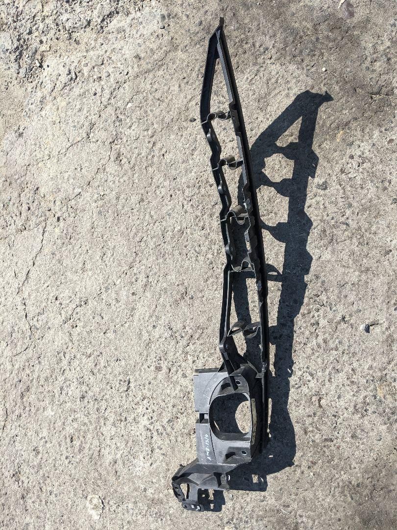 крепление крыла переднего левого BMW X5 E70 2007, 4.8 л., N62 B48 A, бензин, АКПП, 51657157989, 7157989 - фото №1