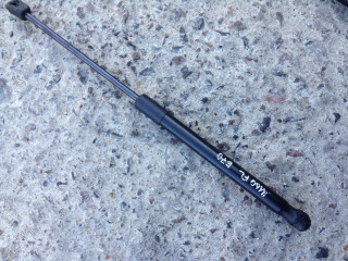 амортизатор капота BMW X5 E70 [рестайлинг] 2011, 3.0 л., N57 D30 B, дизель, АКПП, внедорожник 5 дв., 51237148346