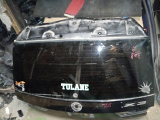 крышка багажника (дверь 3-5) BMW X3 E83 [рестайлинг] 2007, 3.0 л., N52 B30 A, бензин, АКПП, черный, внедорожник 5 дв.