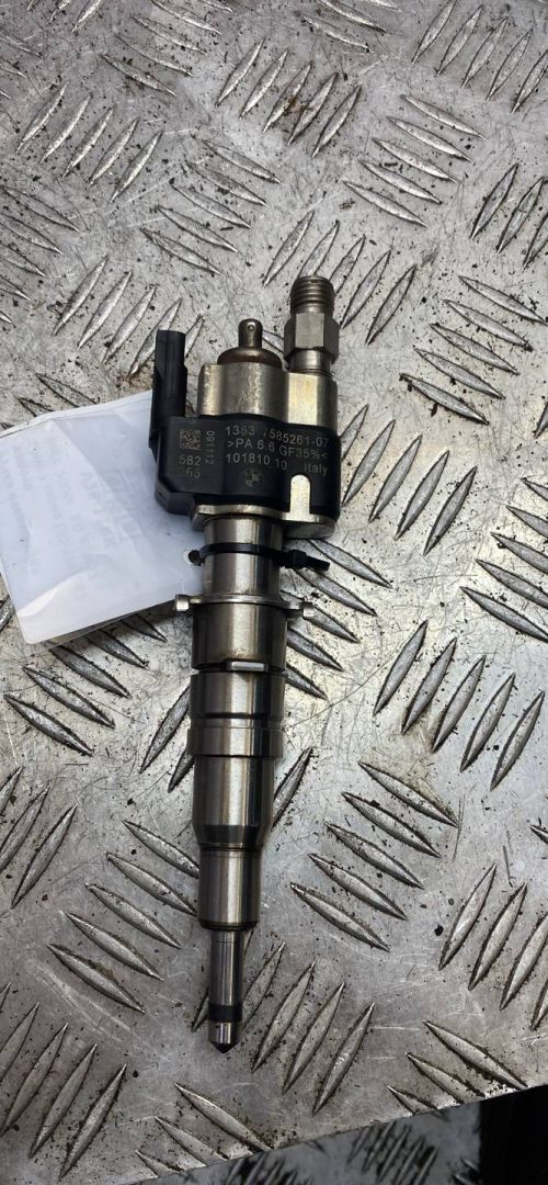 форсунка BMW X5 E70 2009, 4.4 л., 7585261 - фото №1