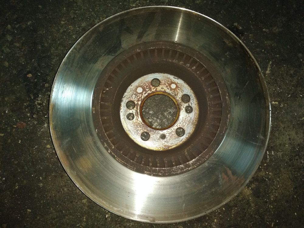 диск тормозной передний Mercedes-Benz GL-Класс X164 2007, 3.0 л., OM 642.940, дизель, АКПП, серебристый, внедорожник 5 дв. - фото №1