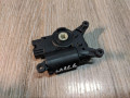 моторчик заслонки печки Smart 2011, 1.0 л., M 132.930, бензин, АКПП, серебристый, купе, правый руль, V3265002, 90.25841, 30.93843 - фото №2