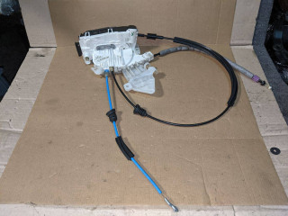 замок двери задней левой Mercedes-Benz E-Класс W212/S212/C207/A207 2010, 2.2 л., дизель, АКПП, седан, задний привод, правый руль, A2047302135