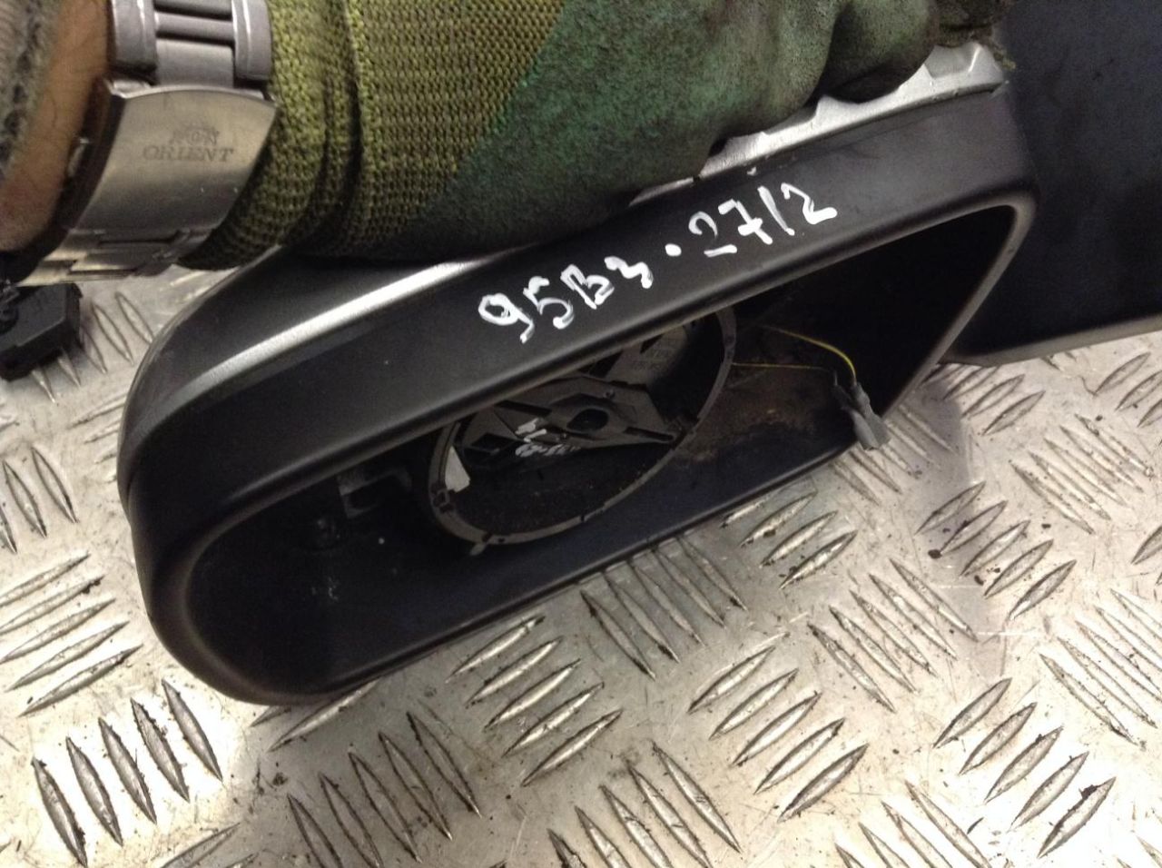 накладка на зеркало BMW 7 серия E65/E66/E67 2004, 3.0 л., бензин, АКПП, седан - фото №1