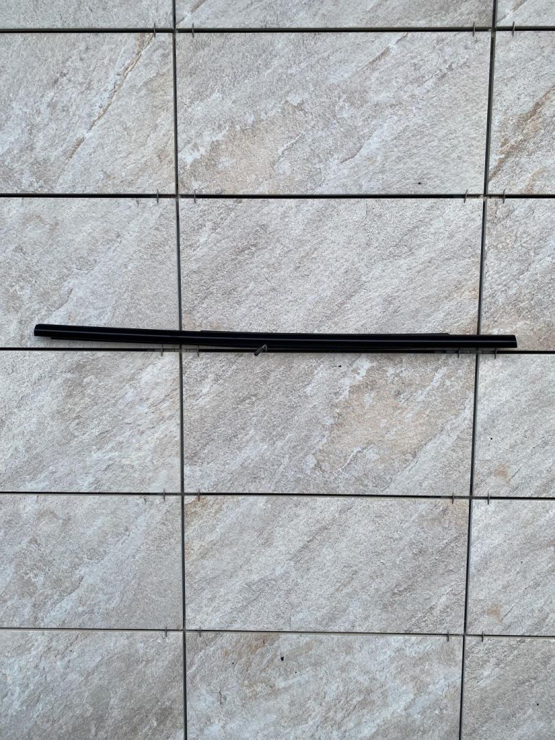 уплотнитель двери BMW 2023, 2.0 л., бензин, 416 - фото №1