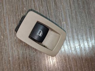 кнопка стеклоподъемника двери передней правой BMW 5 серия E60/E61 2007, 3.0 л., дизель, АКПП, седан