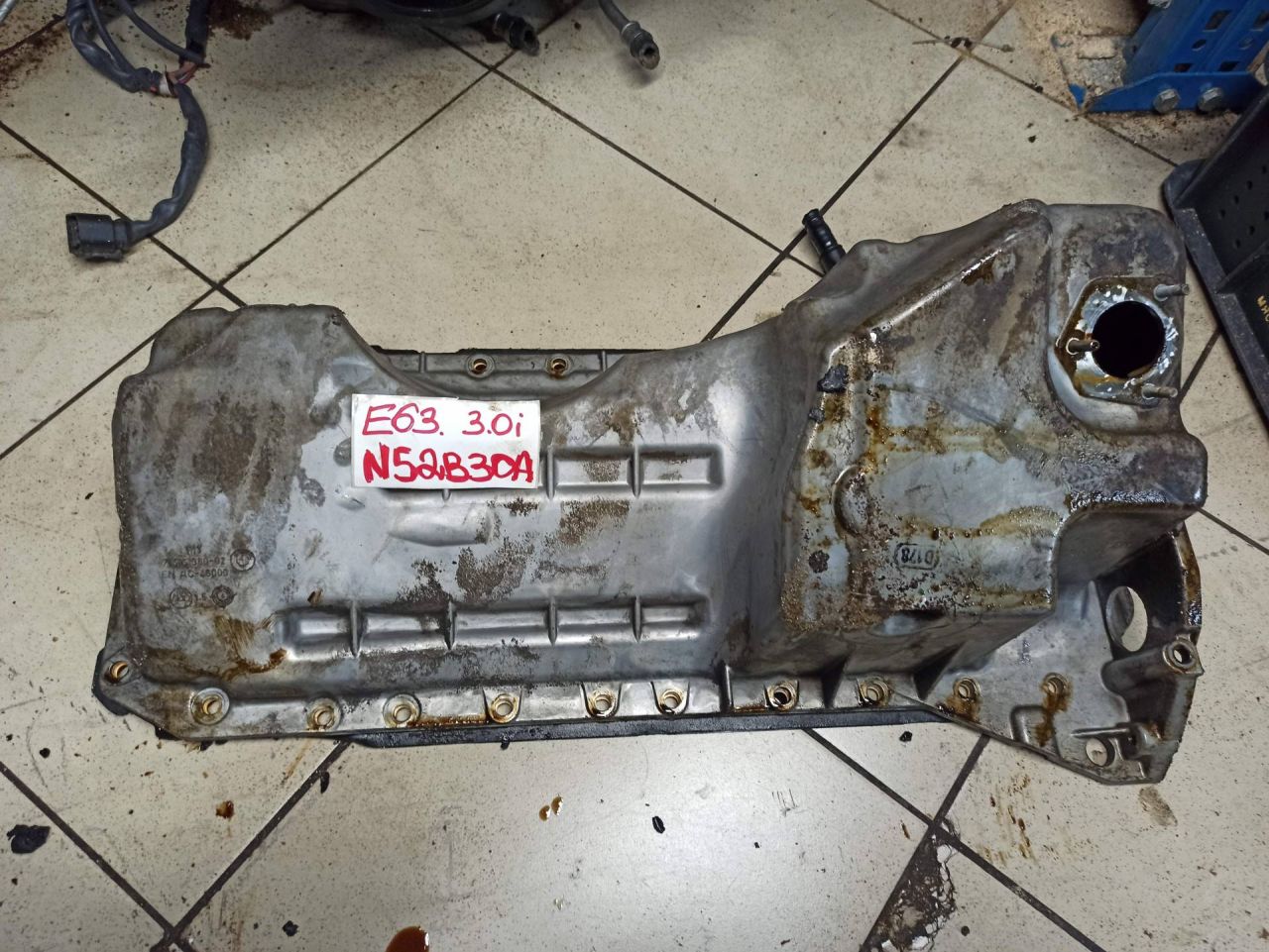 масляный поддон BMW 6 серия E63/E64 2007, 3.0 л., N52 B30 A, бензин, 7516380 - фото №1