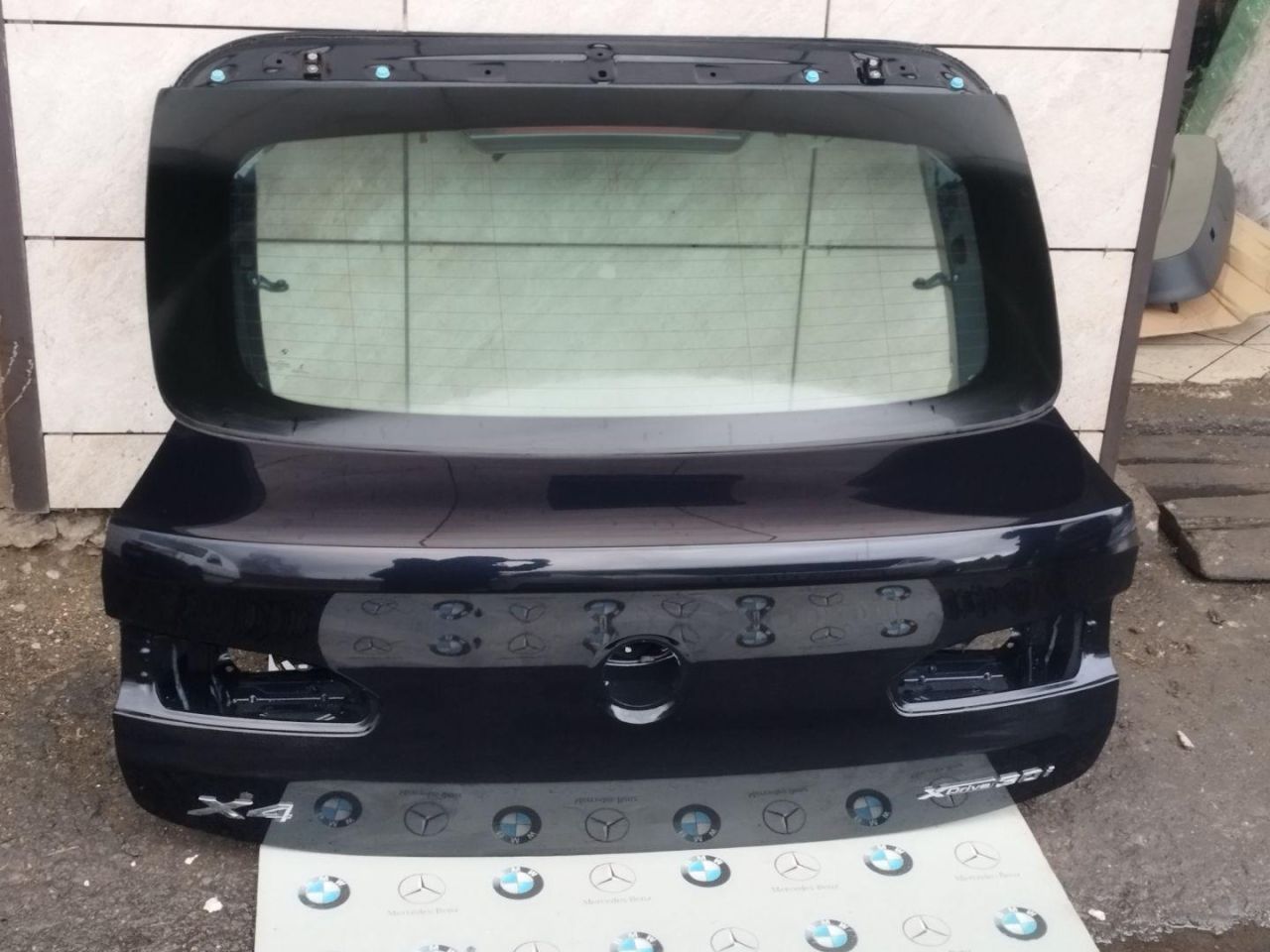 крышка багажника (дверь 3-5) BMW 2023, 2.0 л., бензин, 416 - фото №1