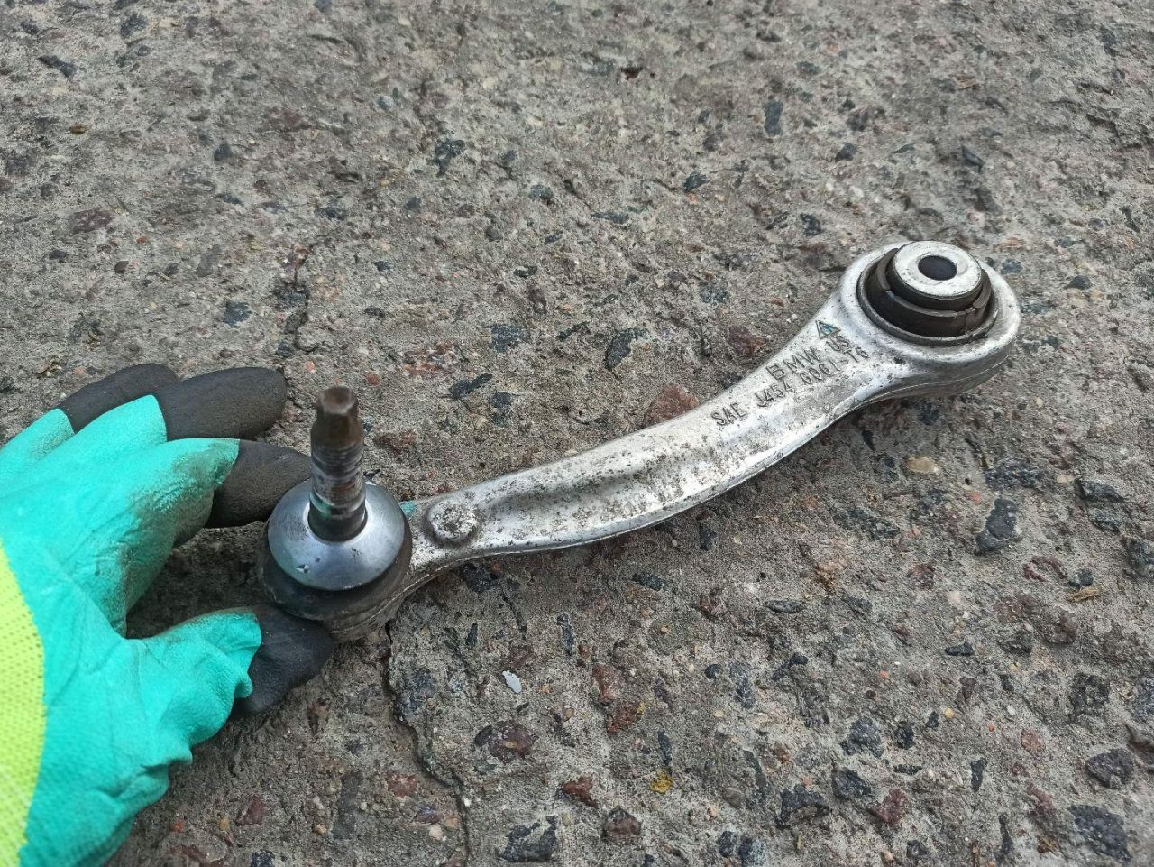 рычаг задний правый BMW X6 E71/E72 2011, 3.0 л., N57 D30 A, дизель, АКПП, внедорожник 5 дв. - фото №1