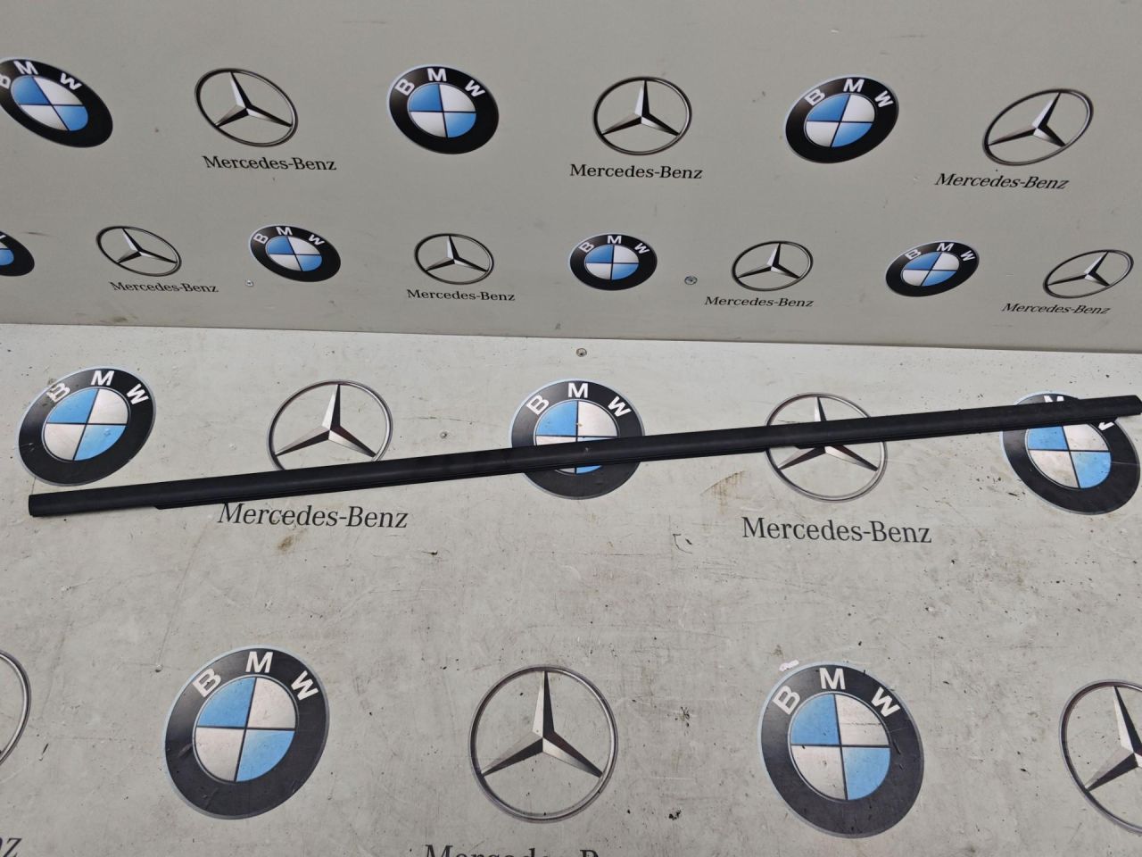 молдинг двери задней правой BMW 2 серия Active Tourer F45 2015, 2.0 л., бензин, 2576770 - фото №1