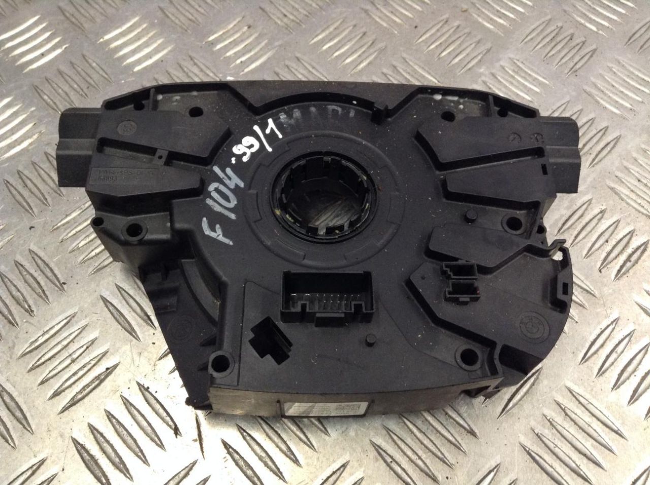 переключатель подрулевой (стрекоза) BMW 5 серия E60/E61 2006, 2.0 л., дизель, АКПП, седан, 9170208 - фото №1