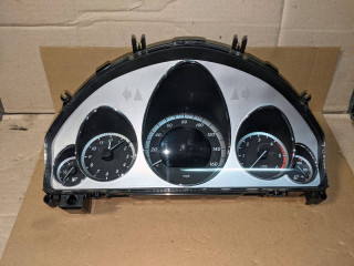 щиток приборов (приборная панель) Mercedes-Benz E-Класс W212/S212/C207/A207 2010, 2.2 л., дизель, АКПП, седан, задний привод, правый руль, A2129005104, A2C53376542