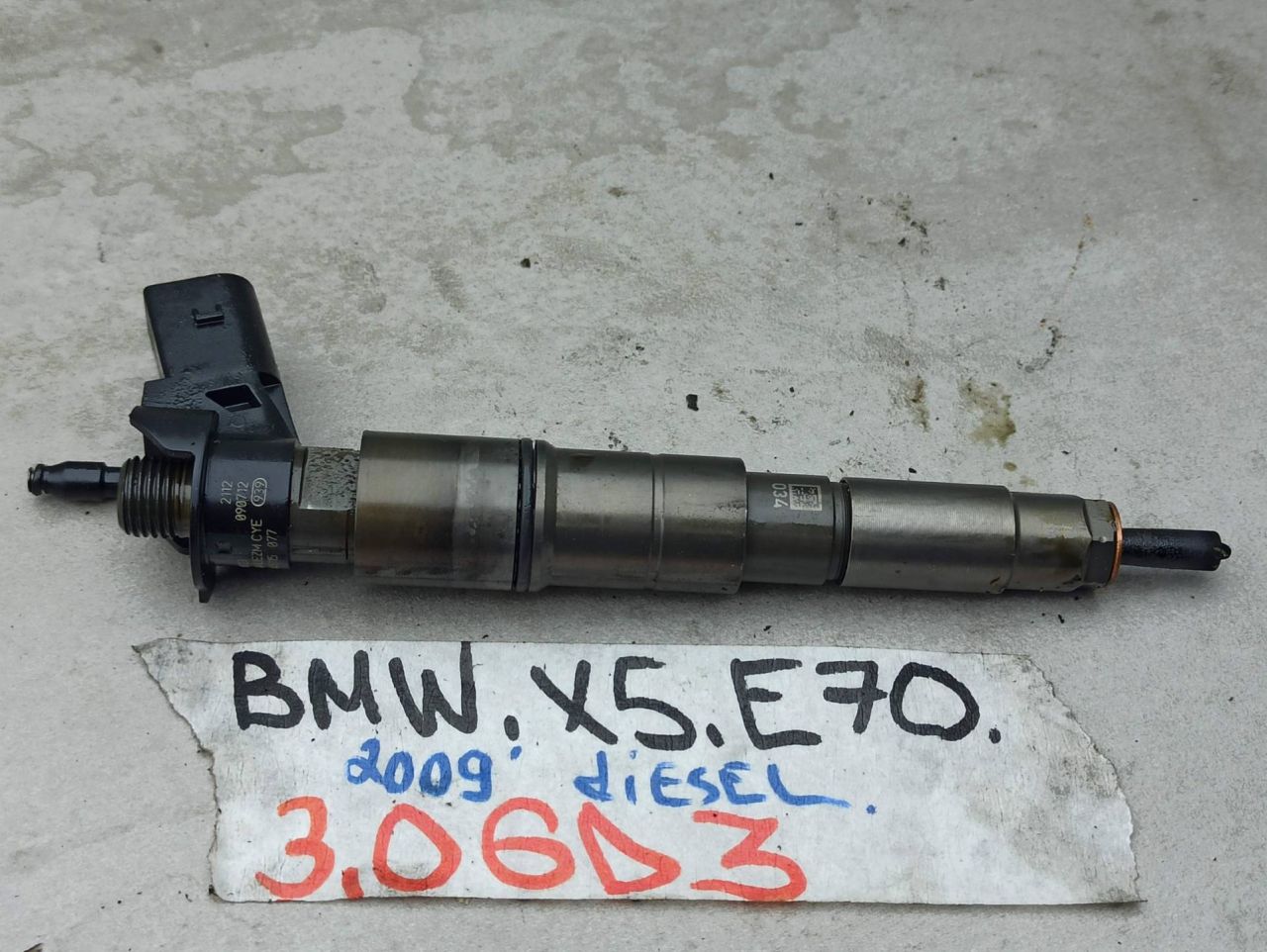 форсунка BMW X5 E70 2009, 3.0 л., дизель, 7808089 - фото №1