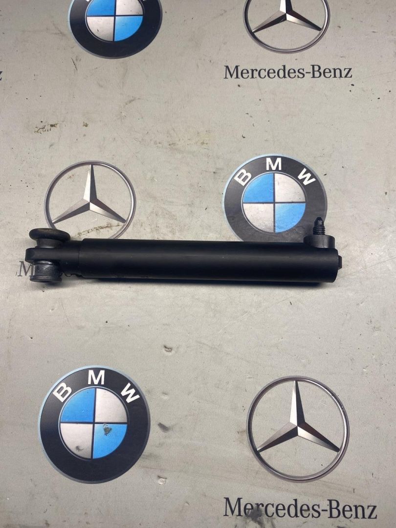 Амортизатор заднего борта BMW 2023, 3.0 л., B58 B30 A, бензин, 475, 7473097 - фото №1