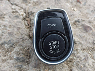 кнопка запуска двигателя BMW 2012, 3.5 л., бензин, АКПП, седан, задний привод, 9250734