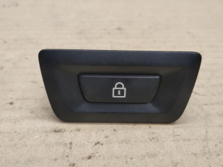 кнопка открытия багажника BMW 2016, 9162644