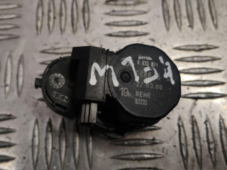 моторчик заслонки печки BMW 7 серия E65/E66/E67 [рестайлинг] 2005, 3.0 л., дизель, АКПП, седан, 6935071