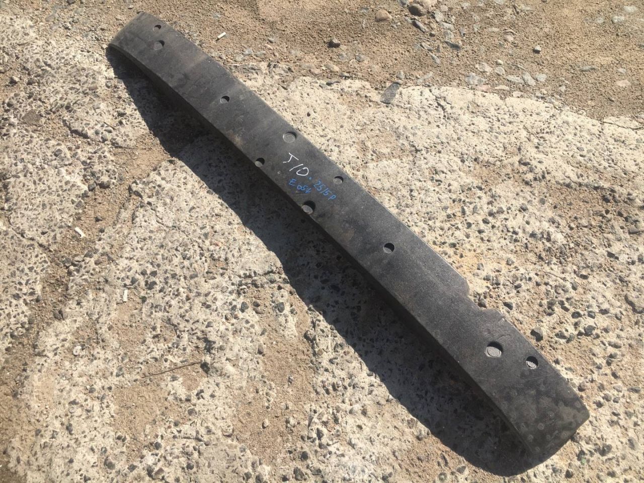 абсорбер бампера BMW 7 серия E65/E66/E67 2003, 4.4 л., бензин, АКПП, седан, 7015004 - фото №1