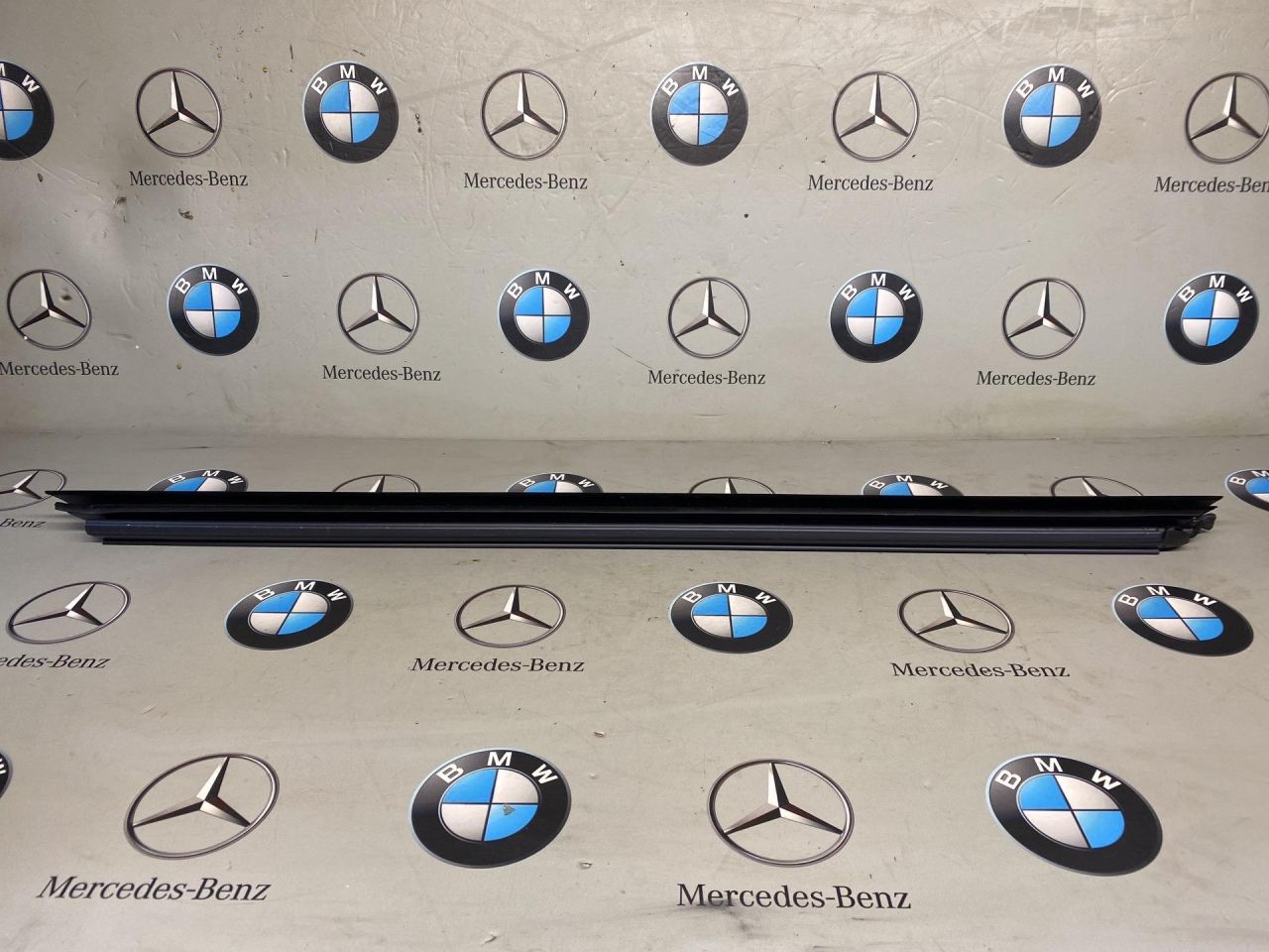 молдинг стекла BMW 2023, 3.0 л., B58 B30 A, бензин, 475, 7428675 - фото №1