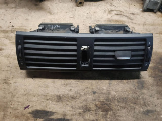дефлектор обдува салона BMW X5 E70 2007, 4.8 л., N62 B48 A, бензин, 7161801