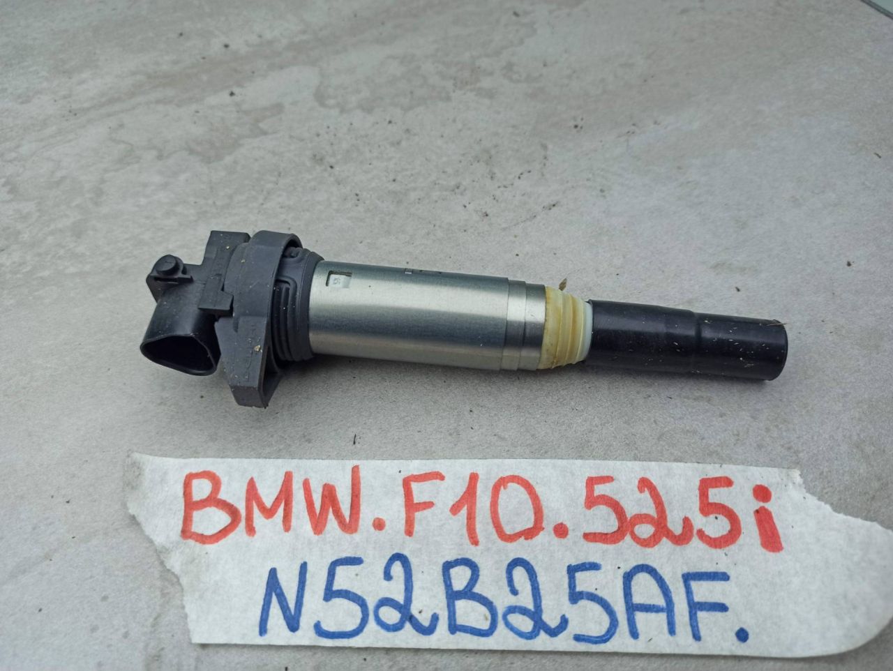 катушка зажигания BMW 2012, 2.5 л., бензин, 8616153 - фото №1