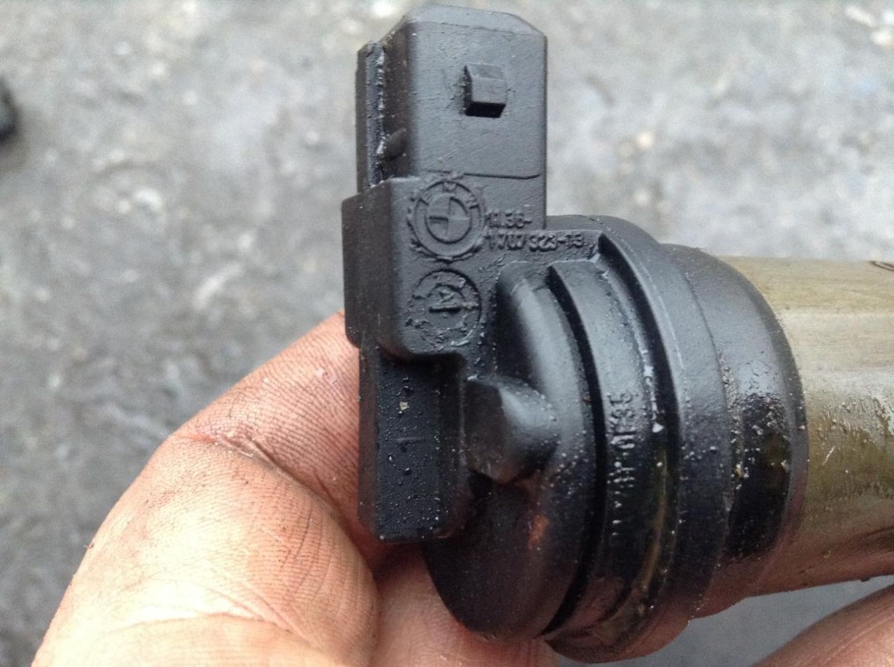 клапан фазорегулятора BMW X5 E70 2008, 4.8 л., N62 B48 B, бензин, АКПП, черный, внедорожник 5 дв. - фото №1