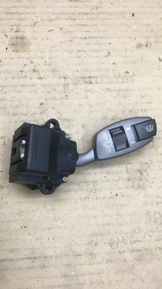 переключатель дворников BMW 7 серия E65/E66/E67 2002, 4.4 л., бензин, АКПП, седан, 6911519 - фото №1