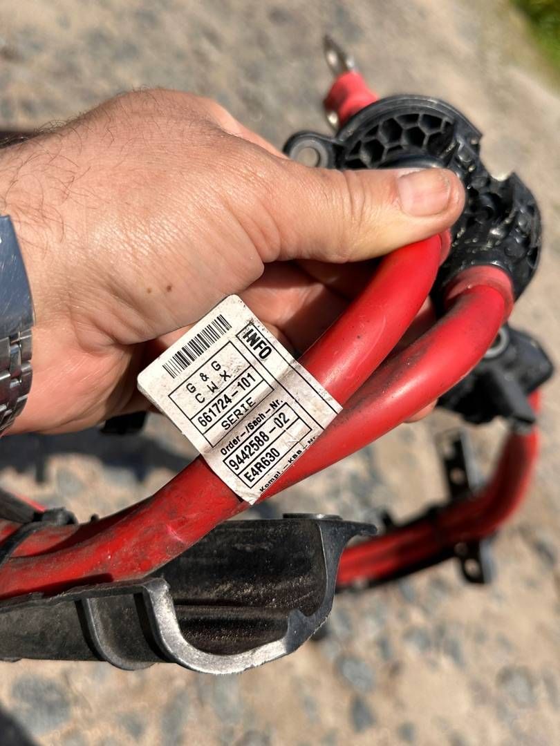 плюсовой провод аккумулятора BMW X5 M F95 2021, 4.4 л., бензин, 9442588 - фото №1