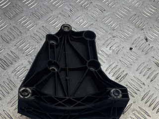 кронштейн компрессора кондиционера BMW X3 E83 [рестайлинг] 2009, 3.0 л., дизель, 7792202