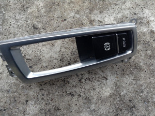 кнопка ручного тормоза (ручника) BMW X3 F25 2013, 2.0 л., N47 D20 C, дизель, АКПП, белый, внедорожник 5 дв., 9217594