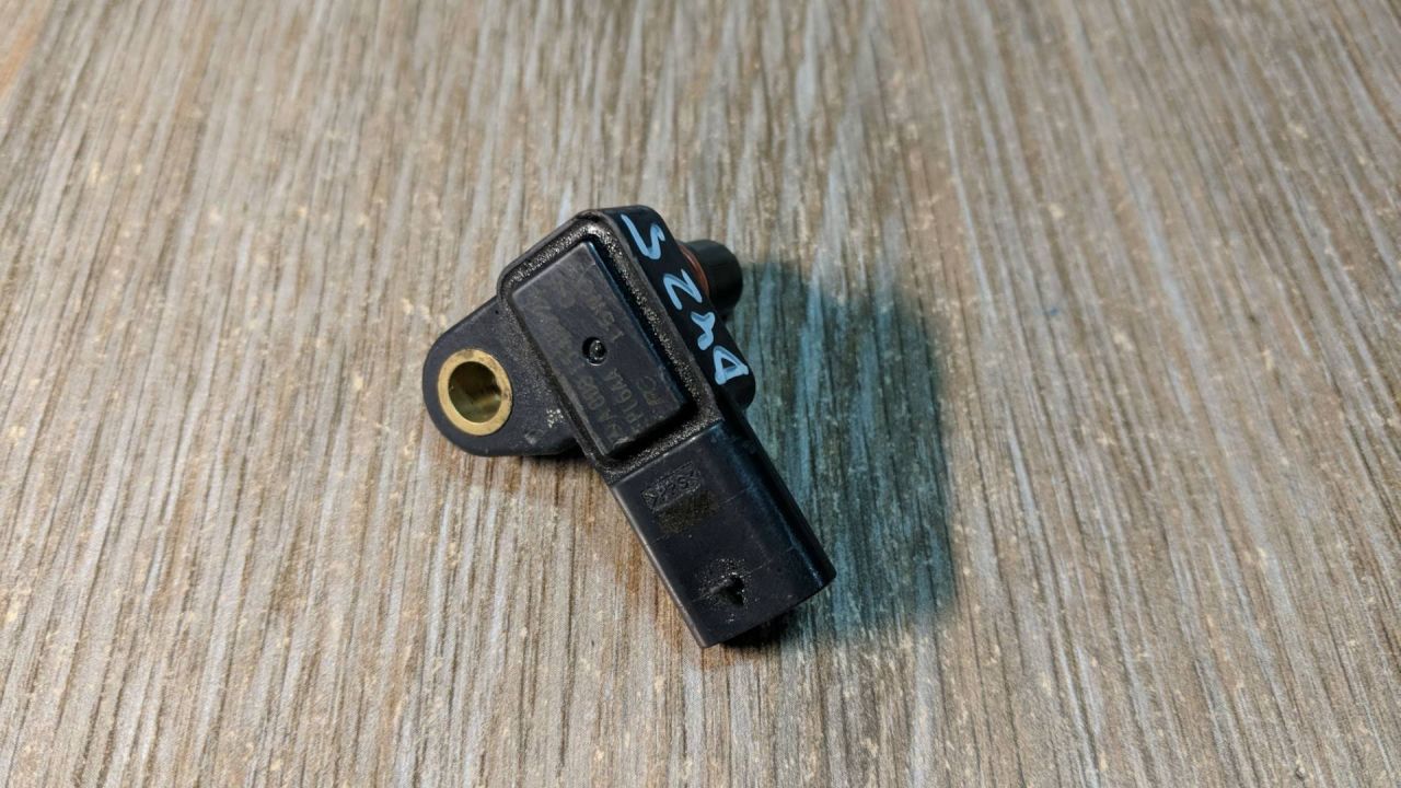 датчик абсолютного давления Mercedes-Benz C-Класс W205/S205/C205 2015, 2.0 л., M 274.920, бензин, АКПП, седан, правый руль, A0081538928 - фото №1