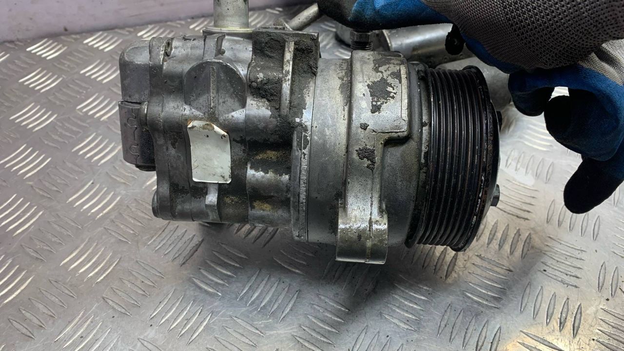 насос гидроусилителя руля BMW X5 E70 2010, 4.8 л., N62 B48 B, бензин, 7545298 - фото №1