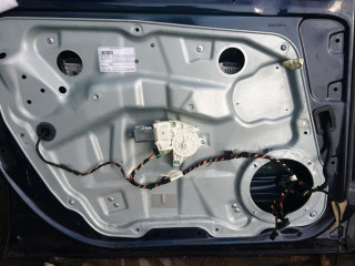 стеклоподъемник передний левый Mercedes-Benz M-Класс W164 2006, 3.5 л., M 272.967, бензин, АКПП, внедорожник 5 дв., правый руль