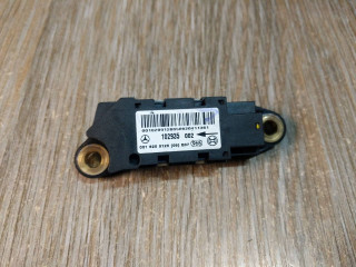 датчик удара Mercedes-Benz C-Класс W203/S203/CL203 [рестайлинг] 2006, 1.8 л., M 271.946, бензин, АКПП, синий, седан, 0018209126