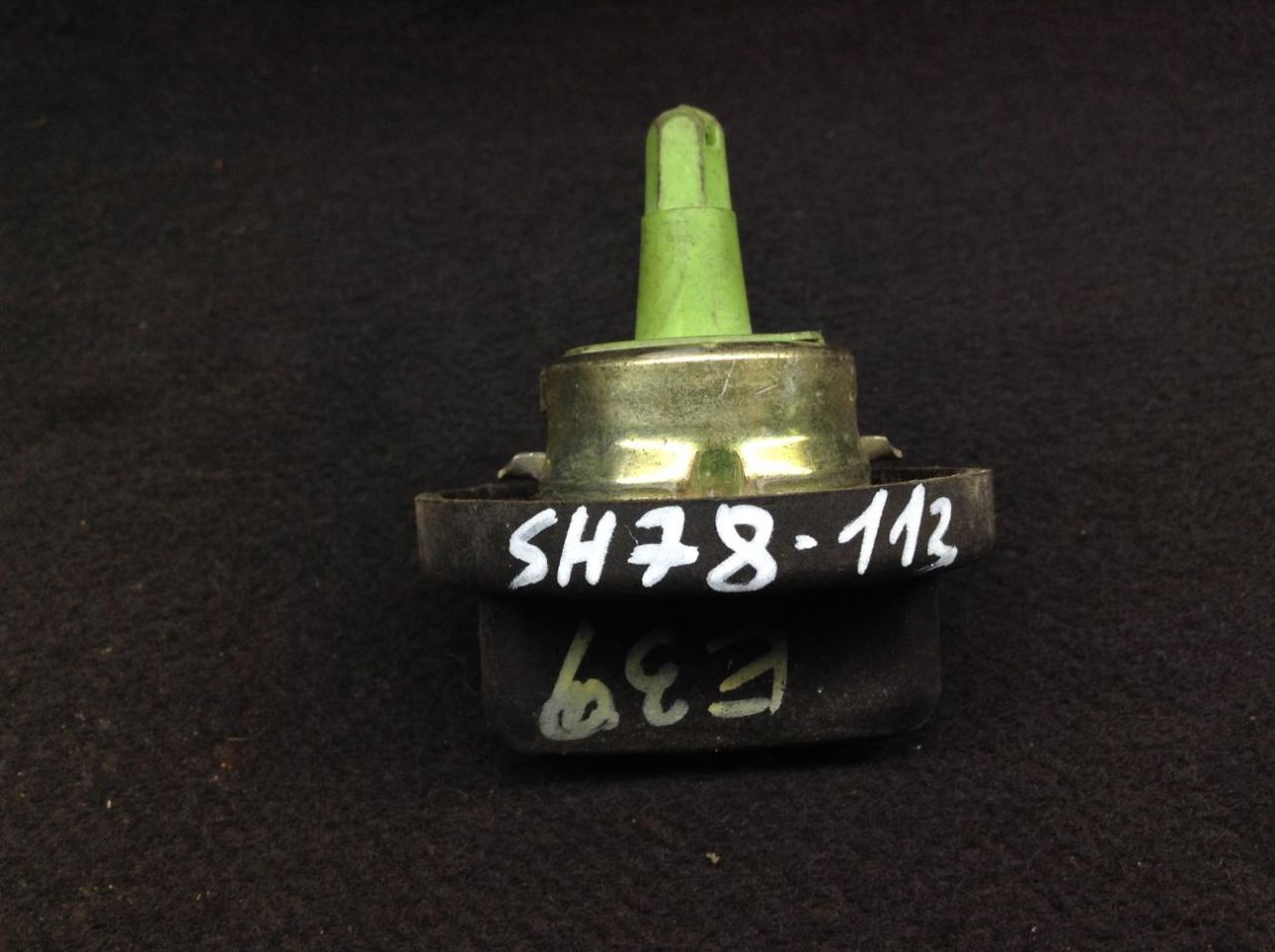 пробка топливного бака BMW 5 серия E39 2000, 2.5 л., АКПП, седан - фото №1