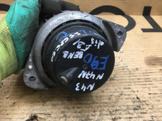 подушка крепления двигателя BMW 1 серия E81/E82/E87/E88 [рестайлинг] 2007, 2.0 л., бензин, МКПП, хетчбэк 5 дв., 6773742