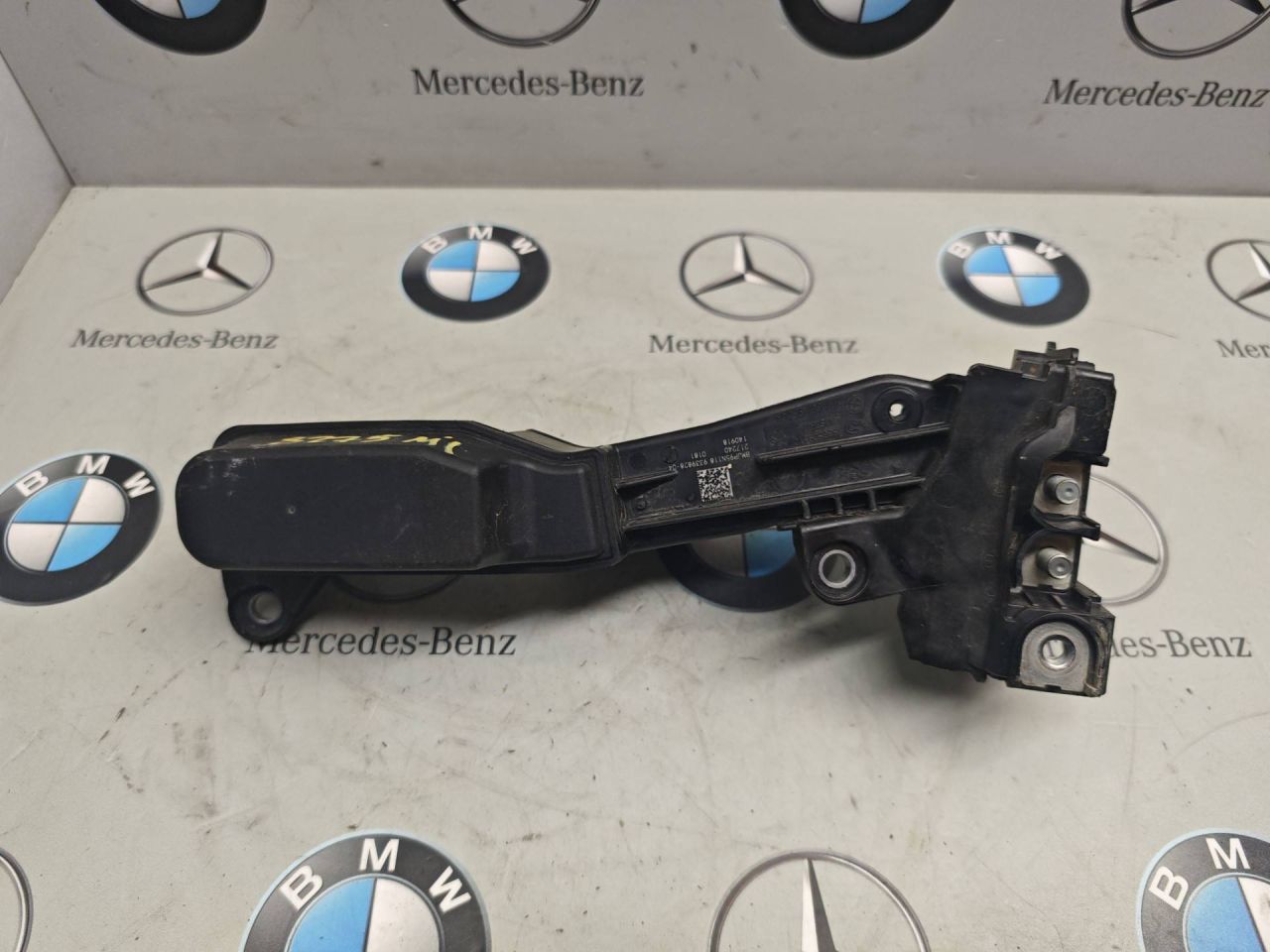 распределитель тока BMW 6 GT G32 2019, 3.0 л., B58B30, бензин, 9339828 - фото №1