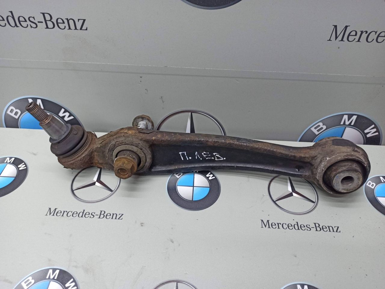 рычаг передний левый BMW X6 F16 2016, 3.0 л., бензин, правый руль, 6864821 - фото №1