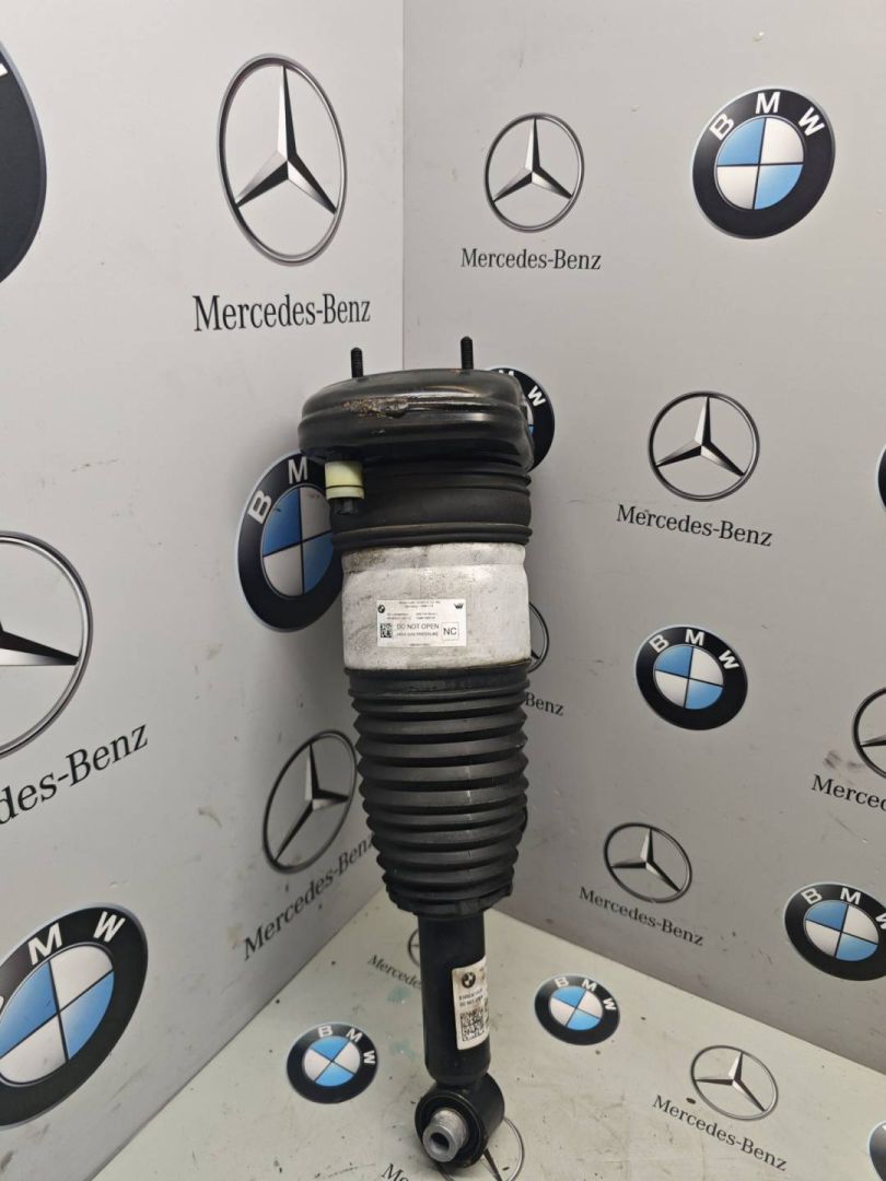 пневмостойка задняя BMW 6 GT G32 2019, 3.0 л., B58B30, бензин, 8149030, HHAR0111306, 7296703 - фото №1