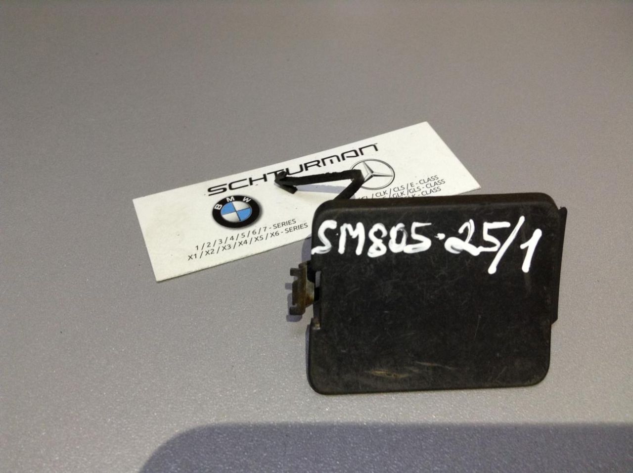 заглушка заднего бампера под крюк BMW 3 серия E36 1995, 1.6 л., бензин, АКПП, седан, 1960340 - фото №1