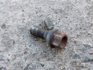 болт колесный BMW 5 серия E60/E61 [рестайлинг] 2009, 2.0 л., N47 D20 A, дизель, АКПП, седан