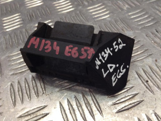 кронштейн радиатора BMW 7 серия E65/E66/E67 [рестайлинг] 2006, 4.8 л., N62 B48 B, бензин, АКПП, черный, седан, 7508016