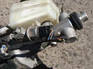 цилиндр тормозной главный Mercedes-Benz SLK-Класс R171 2006, 3.5 л., M 272.963, бензин, АКПП, серебристый, кабриолет