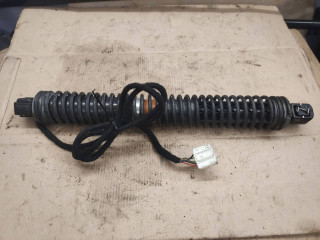 амортизатор крышки багажника (3-5 двери) BMW 7 серия F01/F02 2010, 7185714