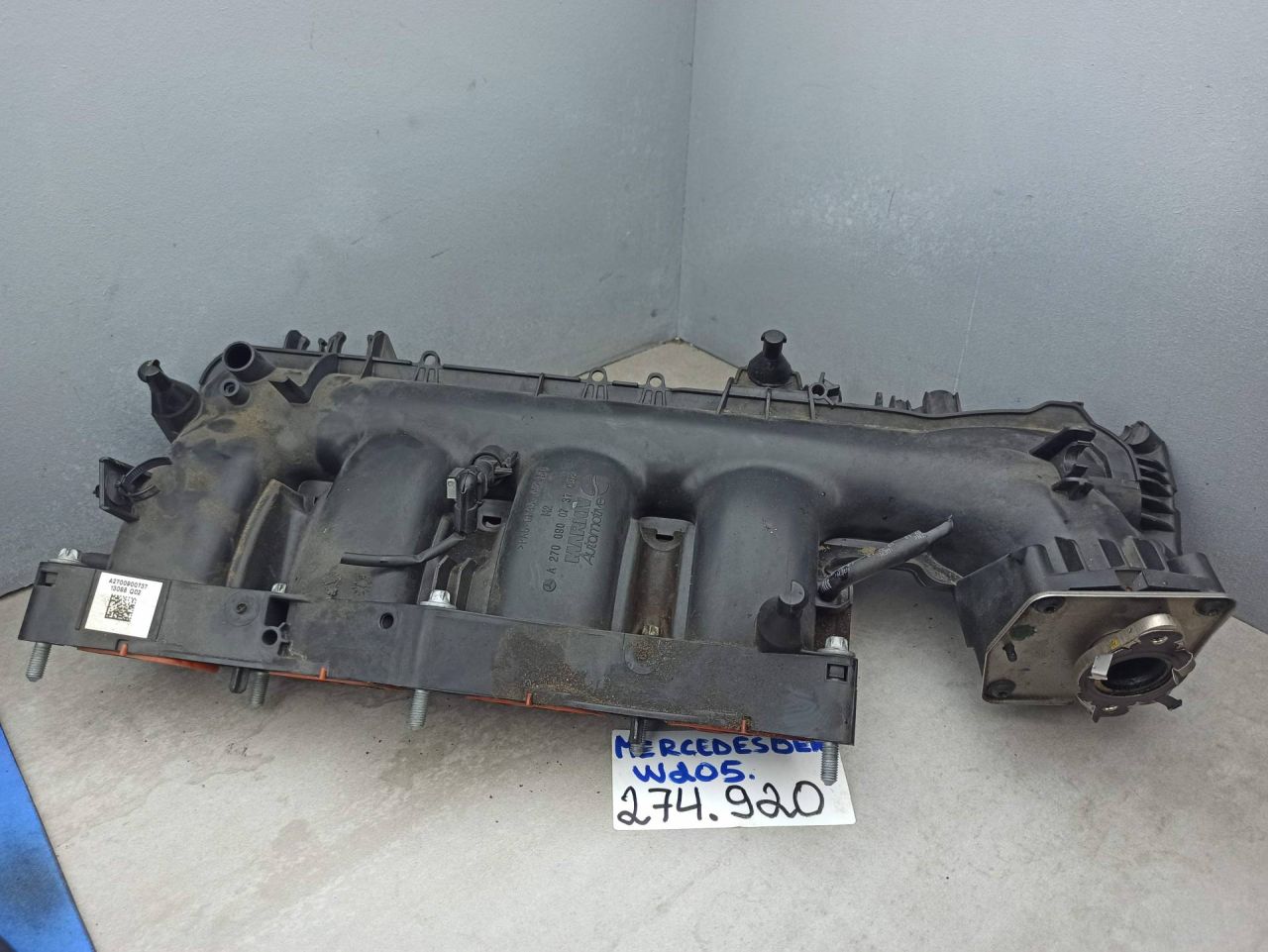 коллектор впускной Mercedes-Benz C-Класс W205/S205/C205 2014, 2.0 л., M 274.920, бензин, A2700900737 - фото №1